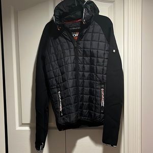 Super dry men’s black gym tech collection in size M